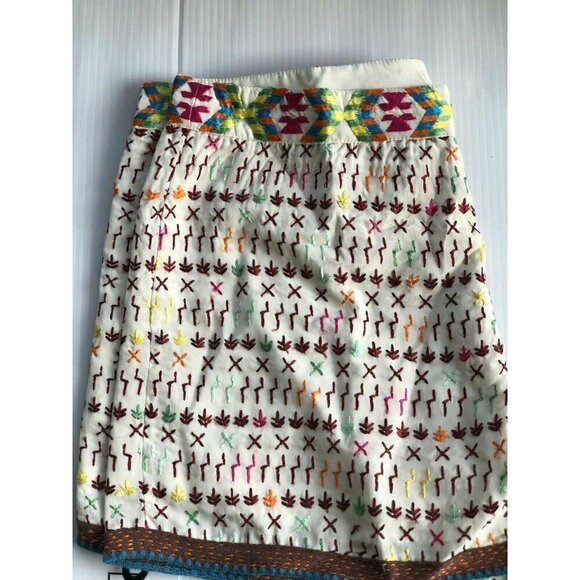 Love Sam Women's Ivory Colorful Crepe Lined shorts - Picture 9 of 12